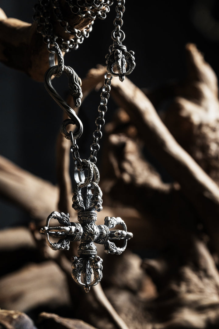 Hand-Carved Silver Jewelry: Five Ways to Tell, and Where the Days at the Bench Go