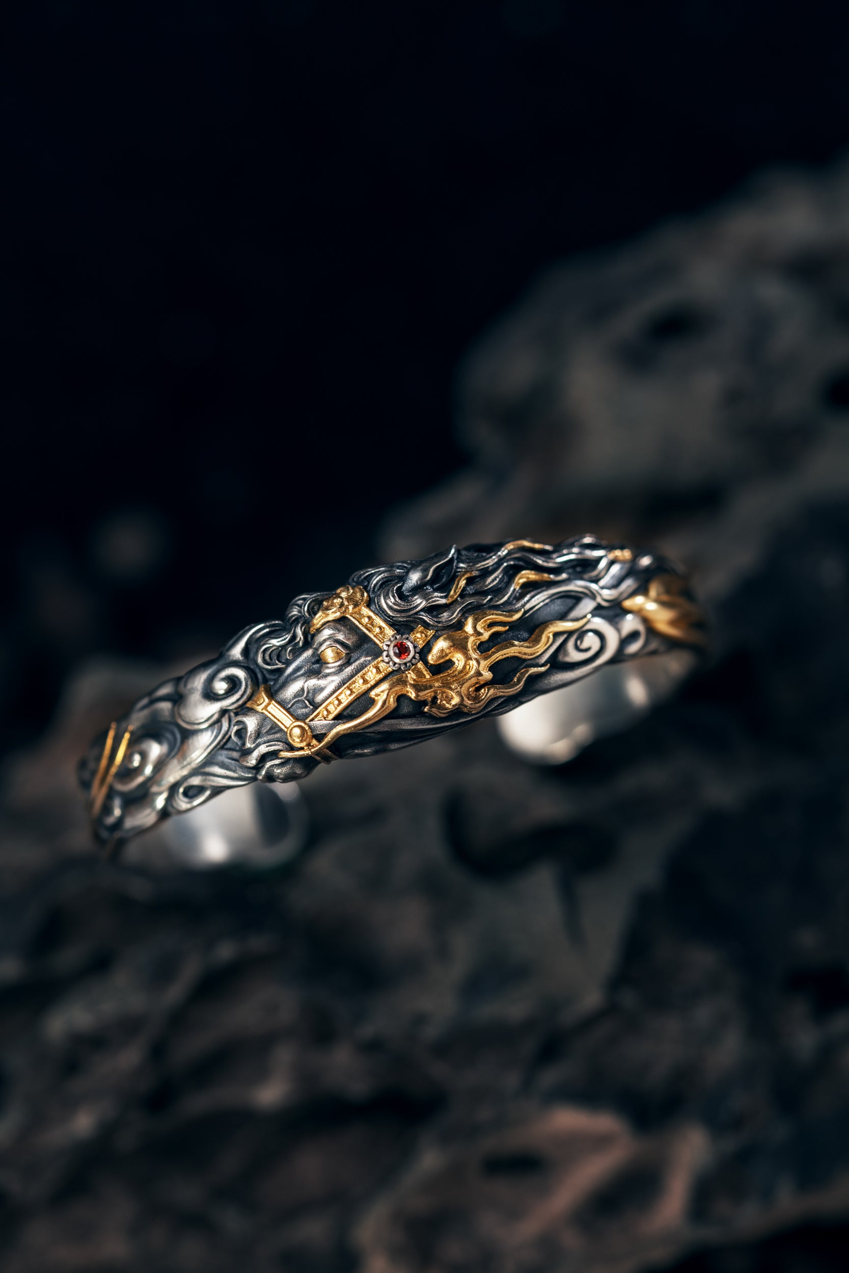 Free Spirit Horse Bangle | S925 Silver & 24K Gold Plated | Tibetan Wind Horse Amulet | Spiritual Jewelry