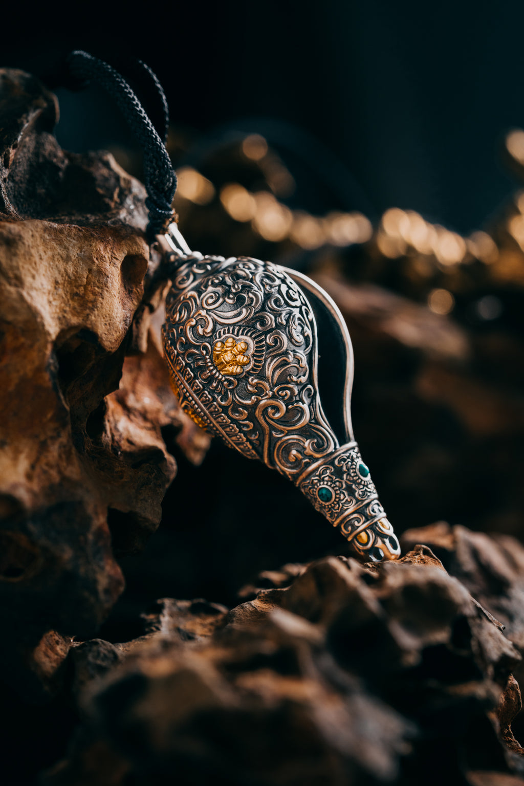 Dharma Conch Shell Silver Pendant | S925 & 24K Gold Plated | Tibetan Buddhist Jewelry | Eight Auspicious Symbols | Spiritual Gift