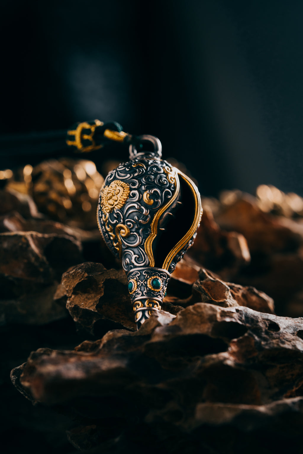 Dharma Conch Shell Silver Pendant | S925 & 24K Gold Plated | Tibetan Buddhist Jewelry | Eight Auspicious Symbols | Spiritual Gift