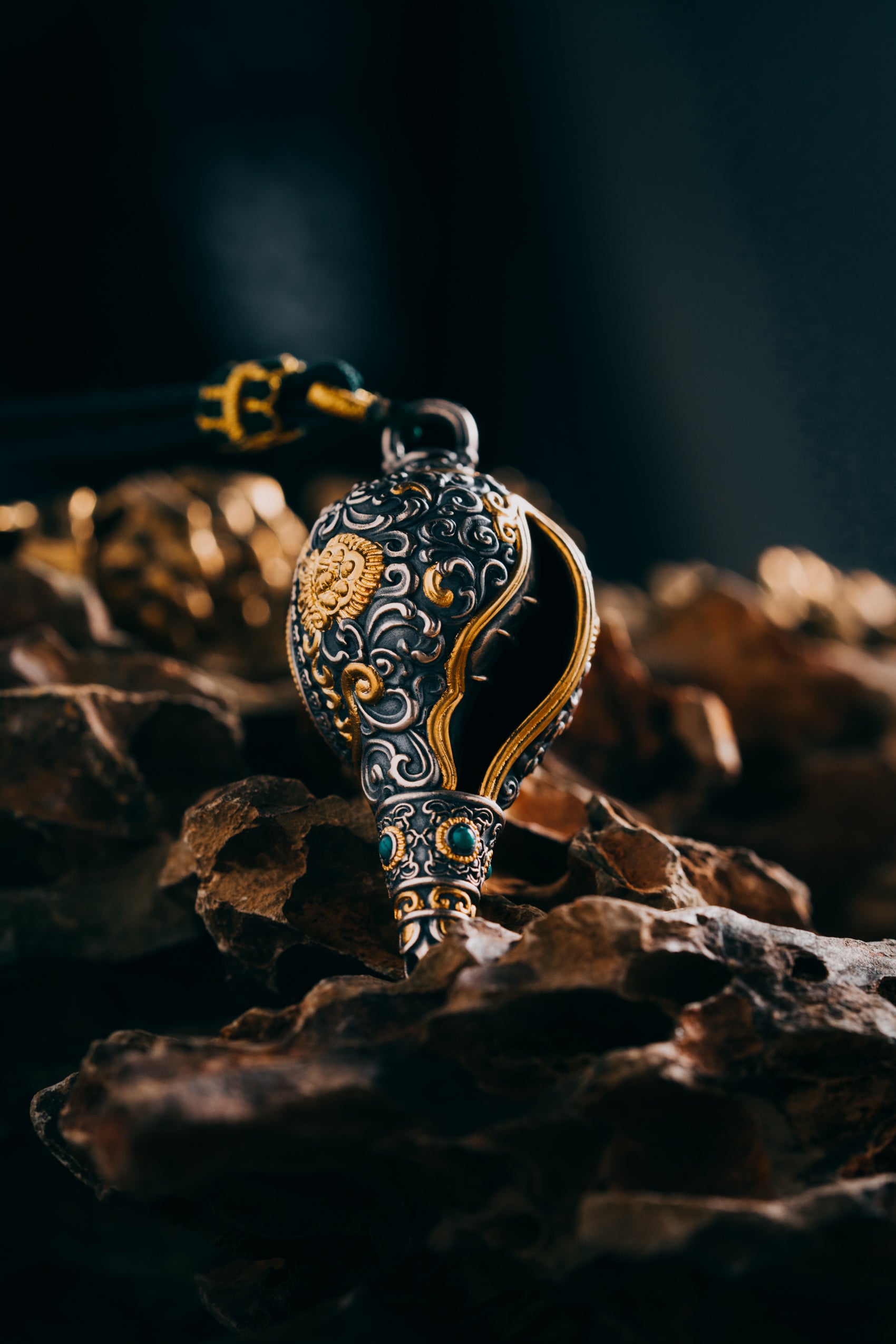 Dharma Conch Shell Silver Pendant | S925 & 24K Gold Plated | Tibetan Buddhist Jewelry | Eight Auspicious Symbols | Spiritual Gift